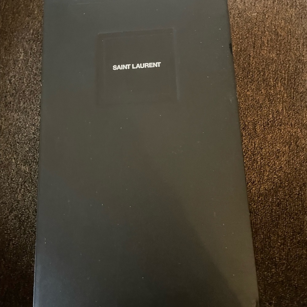 Saint Laurent Sneakers - Picture 4 of 4